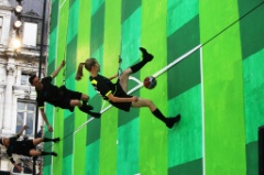 Foot a la Verticale 7 * 5616 x 3744 * (7.38MB)